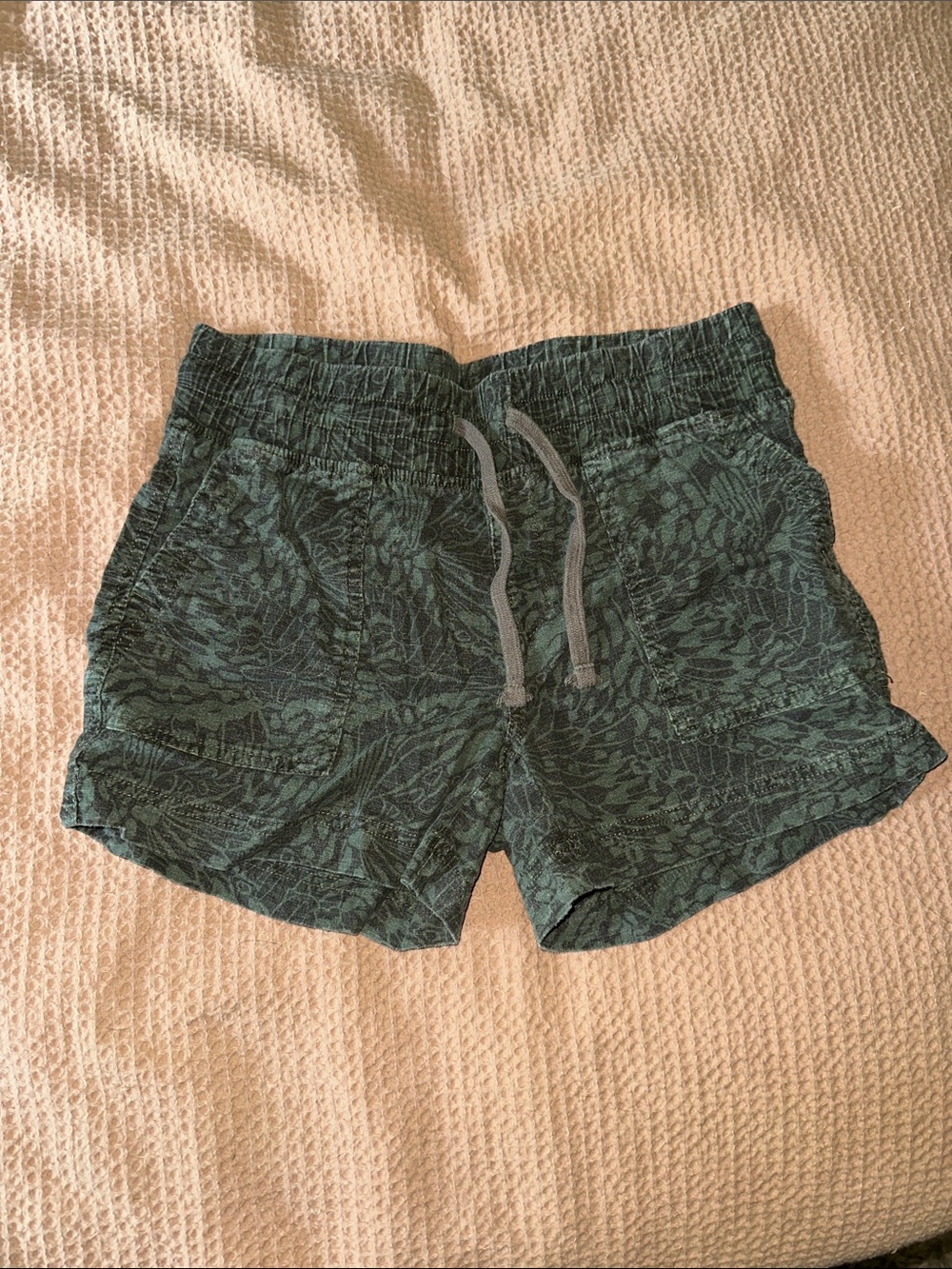 Denver Hayes Dark Green Printed Drawstring Athletic Shorts